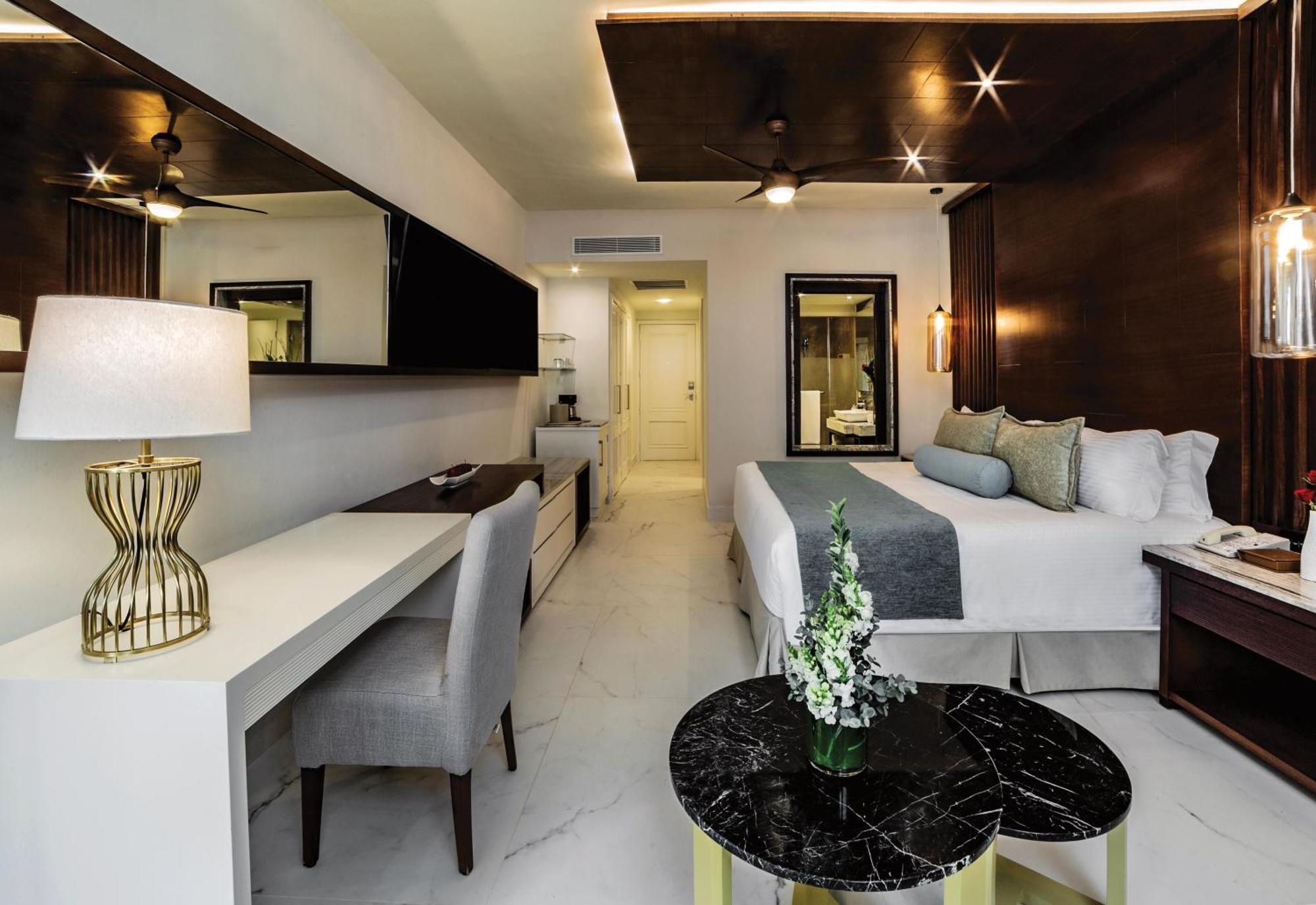 Secrets Royal Beach Punta Cana (Adults Only) Exterior foto